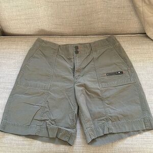 Eddie Bauer Mercer Fit Camp Shorts Khaki Shorts Women’s Rip Stop
